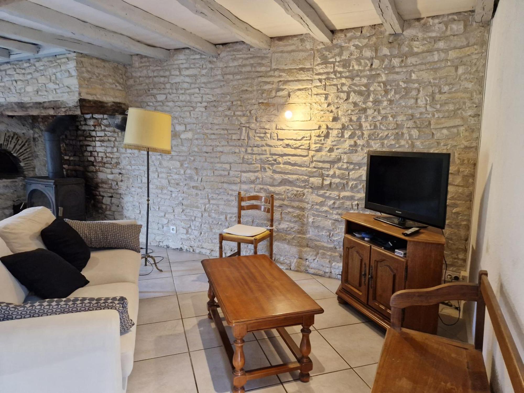 Gite Les Frenes Avec Pre Dans Joli Hameau Vermenton Екстериор снимка