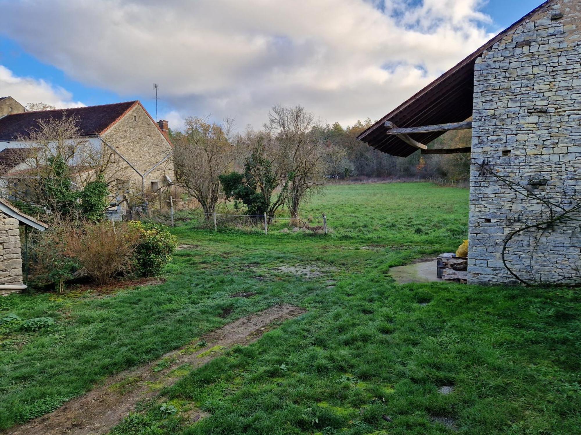 Gite Les Frenes Avec Pre Dans Joli Hameau Vermenton Екстериор снимка